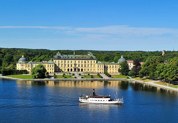 Båttur till Drottningsholms Slott i Stockholm