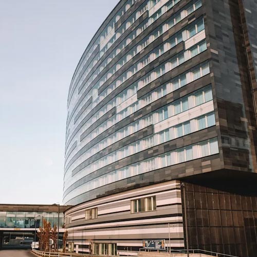 Boka hotellrum på Clarion Hotel® Arlanda Airport Terminal i Stockholm