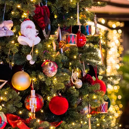 Boka hotellpaket Ljuständning på Clarion Hotel Sign i Stockholm 2025