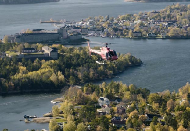 Köp biljett till privat helikoptertur i Stockholm.